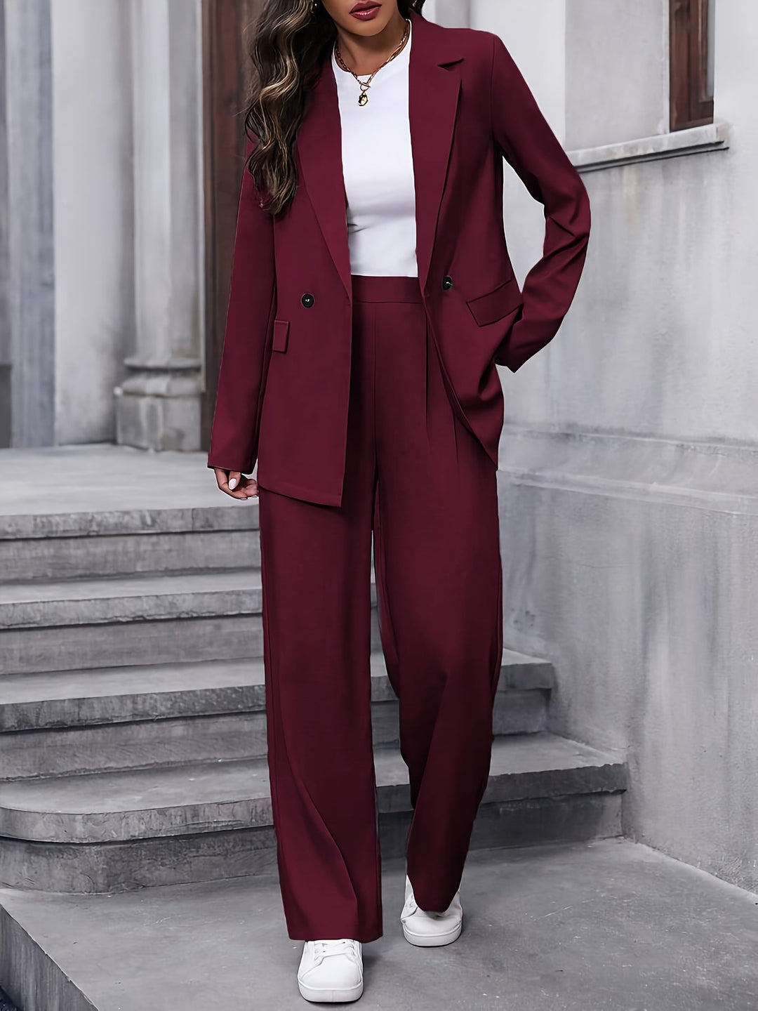 ENSEMBLE DE COSTUME ÉLÉGANT POUR FEMMES