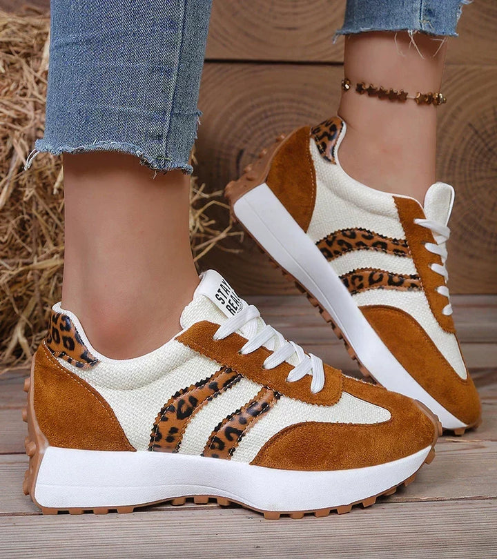 Karamelová leopardí