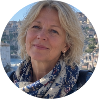 NATHALIE BERNARD (58 ANS)