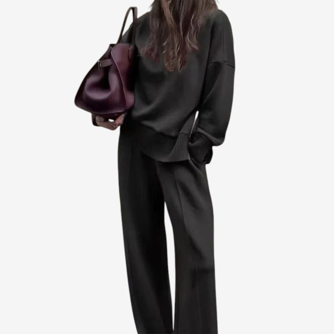 ENSEMBLE EN MAILLE POUR FEMMES